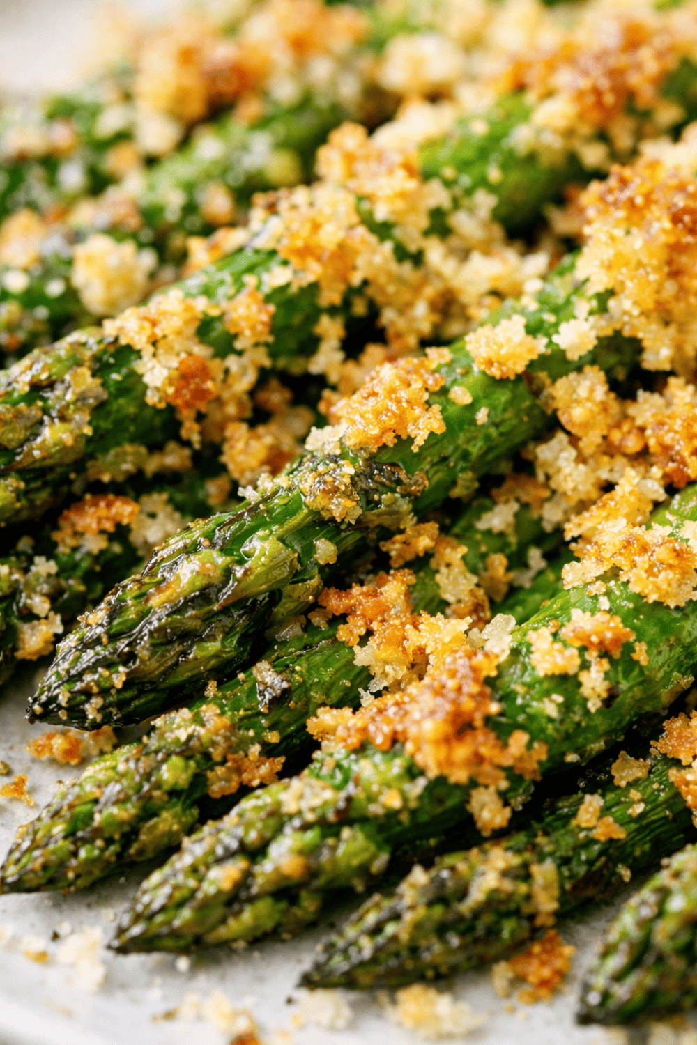 Crispy Parmesan Spargel in 15 Minuten – Airfryer-Rezept